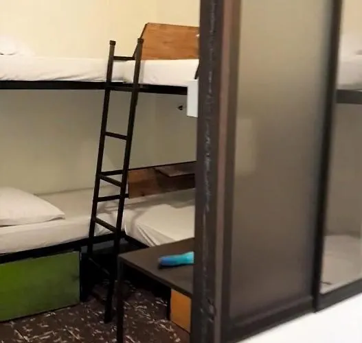 Hostel Dodero *